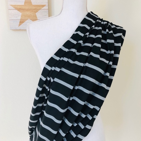 Itzy Ritzy Accessories - ๐ถ๐ป๐Cover up/Shawl/ Infinity Scarf๐๐ถ๐ป Itzy Ritzy Accessories - ๐ถ๐ป๐Cover up/Shawl/ Infinity Scarf๐๐ถ๐ป